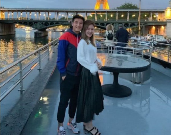 武磊如何和他老婆相识的？