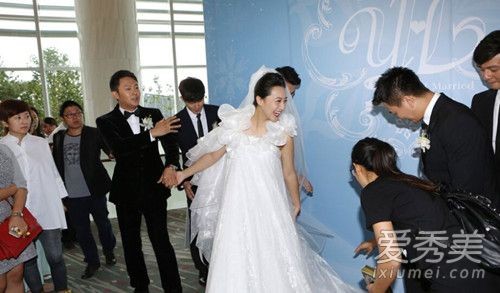 印小天老婆哈琳娜真实姓名叫什么 印小天的孩子是亲生的吗