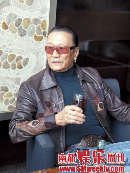 谢贤接受采访