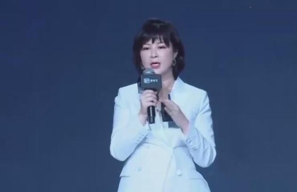 杜华谈艺人解约