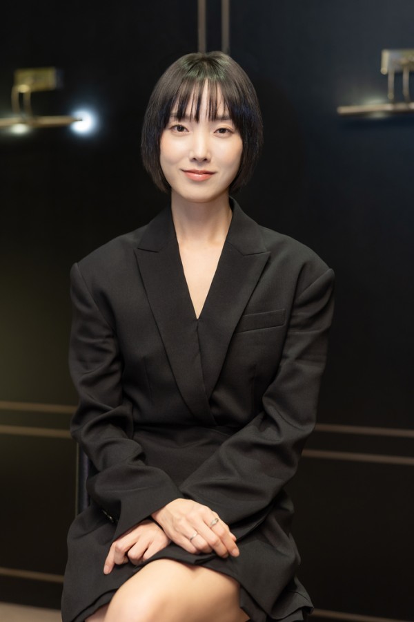 韩海仁公开了出演《暴雪》的理由。 摄影| 影院