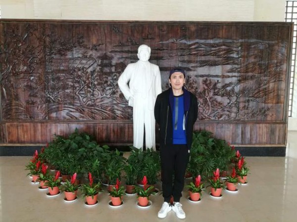 吴云飞应荣氏投资集团控股有限公司总裁荣伟邀请无锡学习参观