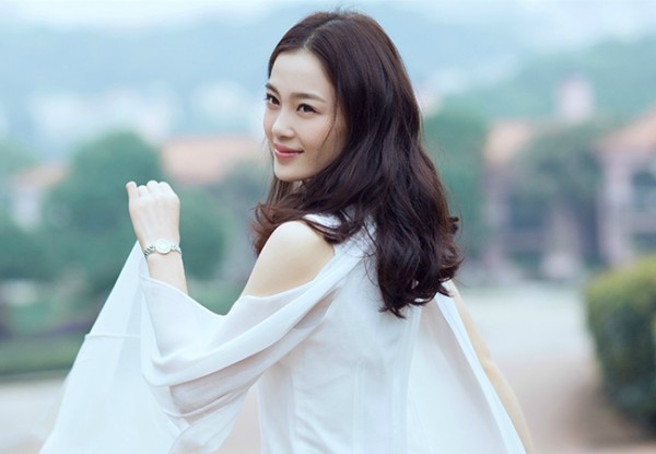 赵韩樱子名字的由来 赵韩樱子原名叫什么 揭其显赫家庭背景