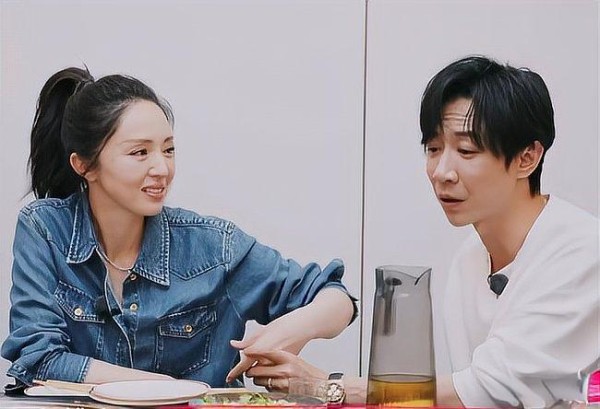 董璇：下一个大事就是有了小小张 姐弟恋的真实与挑战