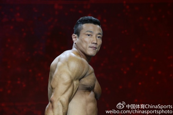 韩国健美明星姜景元亮相中国健身大会