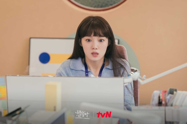 最新韩剧《流星》必追四大看点：李圣经、金永大「长腿姐弟恋」讨喜❤️