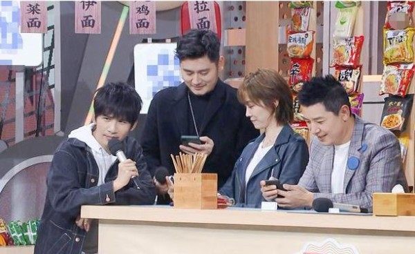 她是宋丹丹干女儿，曾与大华传出姐弟恋，今又被钱枫在节目中示好