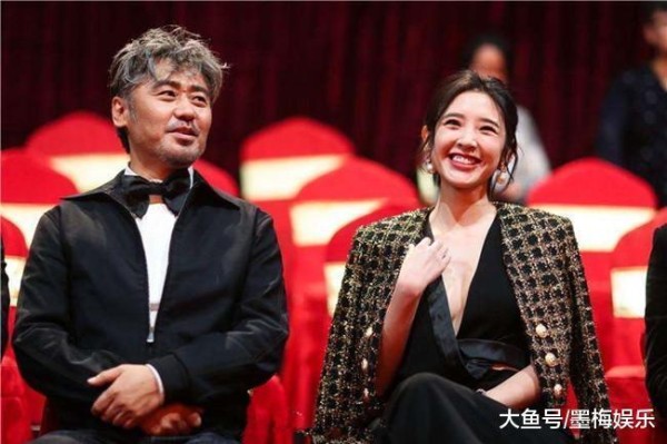 网曝唐艺昕与经纪人贾川关系混乱, 男友张若昀发声获粉丝怒赞