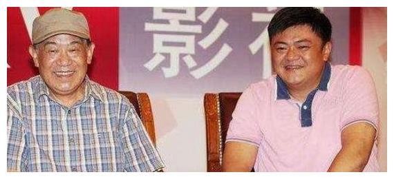 明星中他们竟然是父子关系，网友：藏的够深，最后一对父子万万没