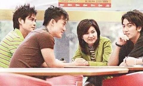 TVB女高层权力恶斗堪比宫廷剧，三位看似好姐妹·