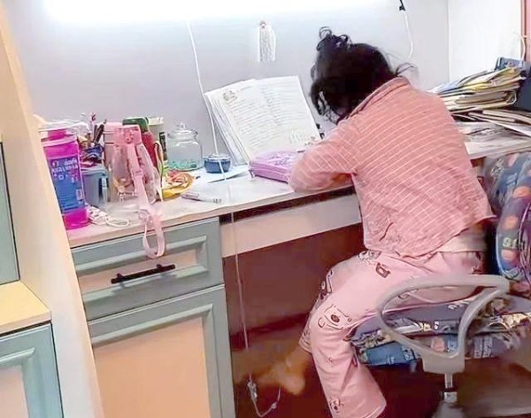 李欣蕊：坚强童星与生活的乐观态度