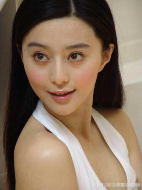 范冰冰和这些大佬的关系如此之好，为何独爱“实力平平”的李晨！