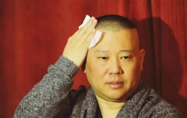 曹云金和何云伟关系怎么样？利益和友情他怎么选？