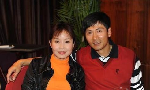 比那英还红，被熊猫咬伤依旧带伤上阵，嫁实力派演员恩爱今无绯闻