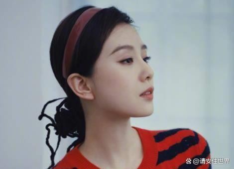 看到刘诗诗妈妈照片，状态年轻美丽好，让小两岁的女婿情何以堪？