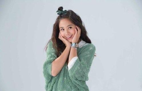 父母有“穷病”的5位女星：鬼鬼毛晓彤上榜，她让人泪目