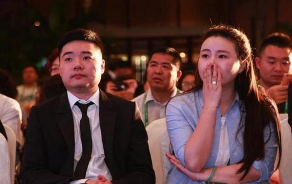 丁俊晖女友，丁俊晖女朋友是马苏吗