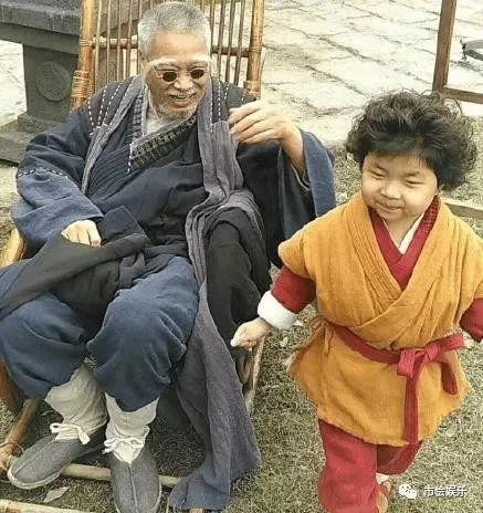 比谁惨选秀捧红的童星，成父母敛财利器，演《新乌龙院》恐毁星途