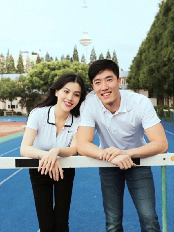 和粉丝结婚的十大男星，最后有点过分