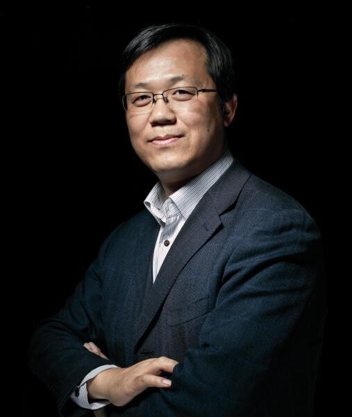 第一狗仔卓伟爆料如此猛，为何还能“活到现在”？