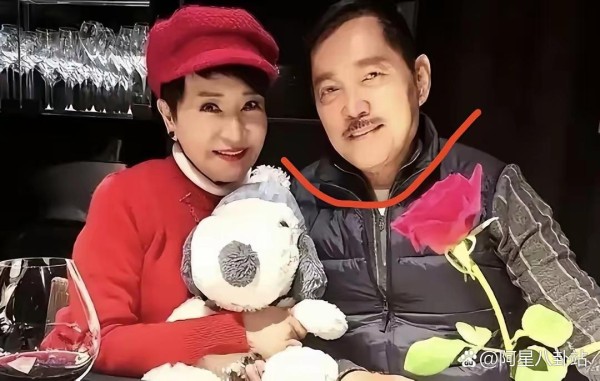 谢霆锋继父江耀城说，当年我和拉...@阿星八卦站的动态