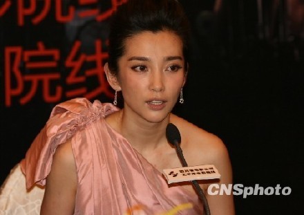 明星和资本，究竟谁玩谁？