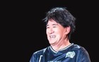 “周华健肚子”上热搜，本人曾晒“腹肌”照幽默回应