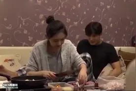 秋瓷炫嫁给于晓光,全权掌控家里的财政大权,公公的收入都交给她视频封面