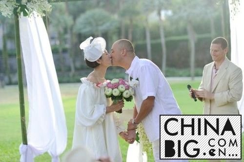 车婉婉老公是谁？ 陈小春和车婉婉为什么分手？