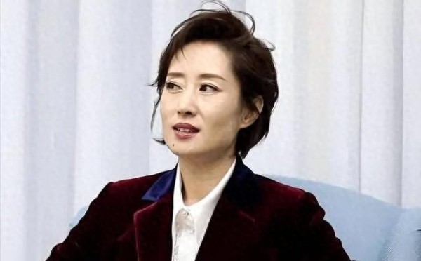 刘敏涛：我嫁入豪门7年做贤妻良母，离婚当天老公的话我至今难忘
