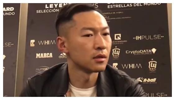 创纪录！吴曦在世界明星队首发并传射建功，获小罗菲戈鼓励