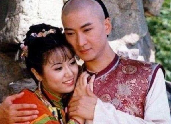 五位一夜爆火却又不自重的明星，小沈阳上榜，一位让人惋惜
