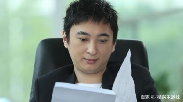 王思聪被李易峰宠溺捏脸，这么娇羞的王思聪你见过吗？