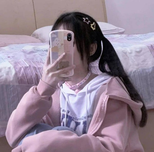 丈夫和妹妹关系暧昧，可他们两人觉得很正常，我该怎么办？