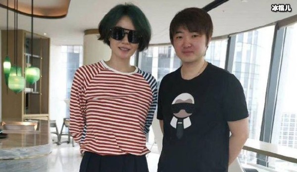王菲近照