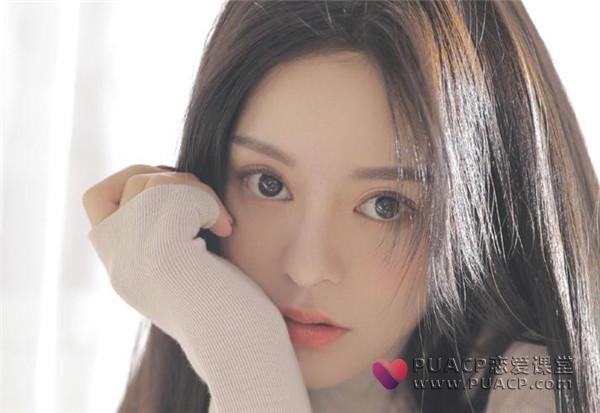 告诉你在婚姻里使夫妻关系更亲密的技巧？