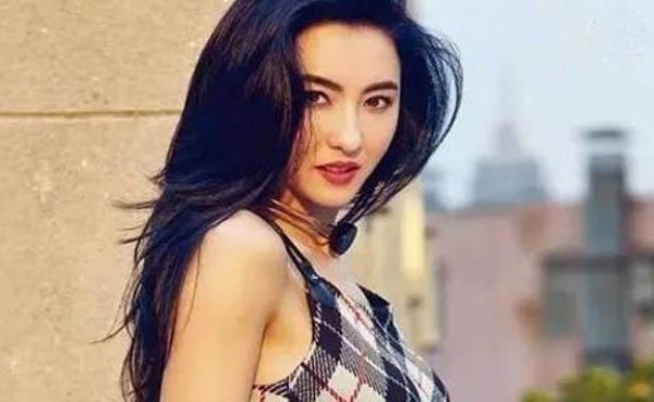 这五位女星的人缘真差，只有赵丽颖上榜的理由让人意外！