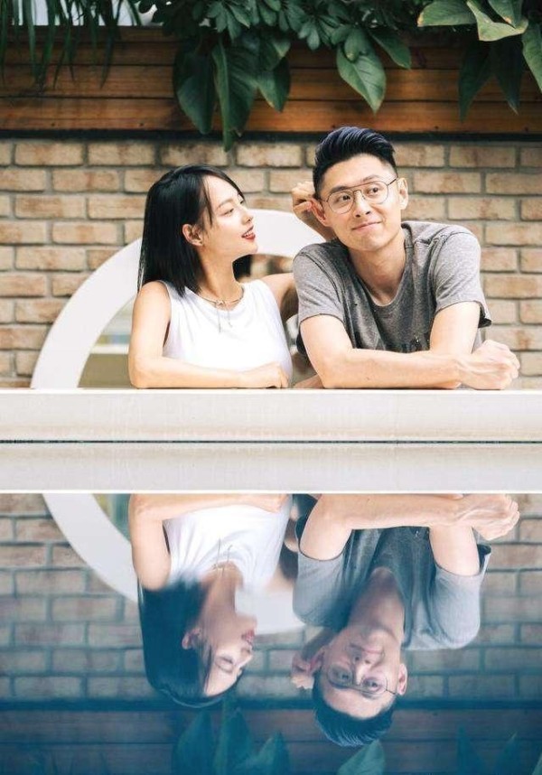 ​娱乐圈的恩爱夫妻，除了邓超孙俪！