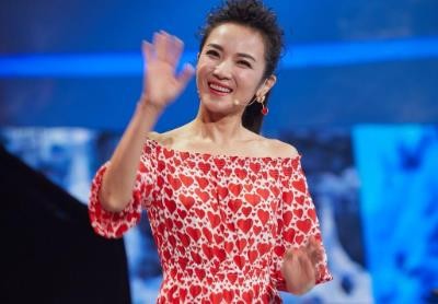 管彤和韩红到底啥关系 已在美国领证？管彤与韩红结婚照
