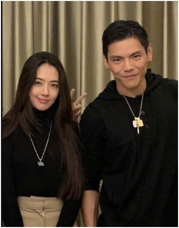 最近向佐因为婚事被多方关注，他和李连杰还是师徒关系，优秀
