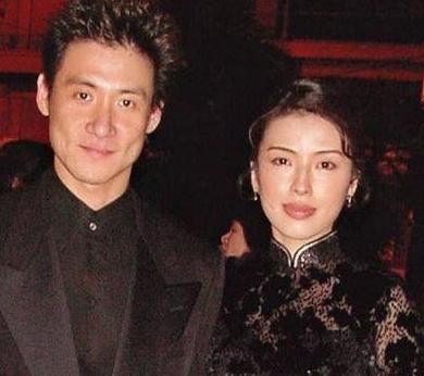《开心鬼》是她出道之作，事业高升期却选择退圈，老公成当今歌神