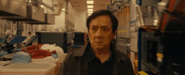 打不动的成龙，眼泪还值几分 英雄迟暮的演技考验