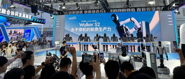 2025世界机器人大会现场   图片来源：每经记者 王郁彪