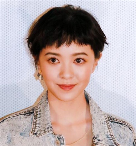 帅气女明星短发