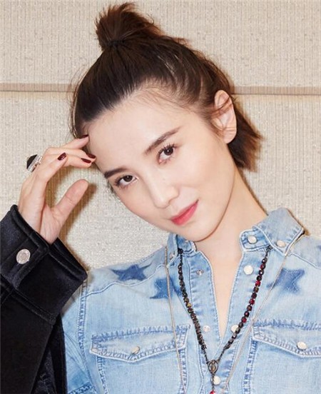 帅气女明星短发