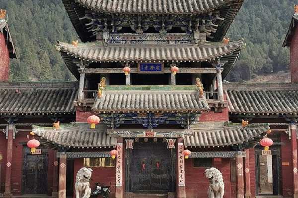 大师给男明星看八字 给明星算命大师是谁？-第2张图片-81占卜算命网