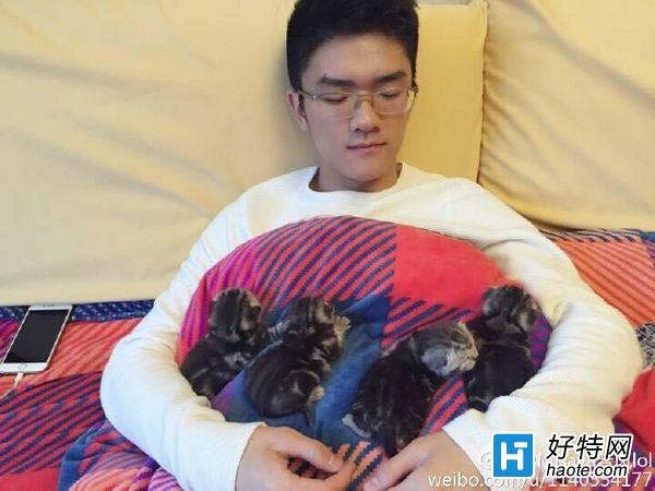 八一八：若风公布MISS合照 疑似新恋情