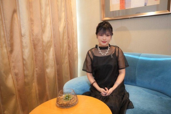 自己正是希望能够成为动画歌手而参加演出——佐咲纱花访谈