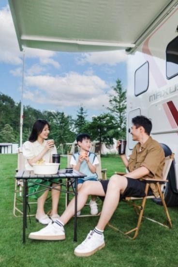 “冠军”家庭就选“冠军”房车！奥运冠军田亮成为上汽大通MAXUS原厂房车明星车主
