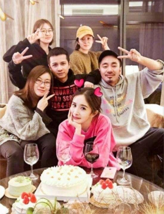 明星老板发年终奖：杨幂最壕，杨紫1人1亿，看范冰冰网友都沉默了